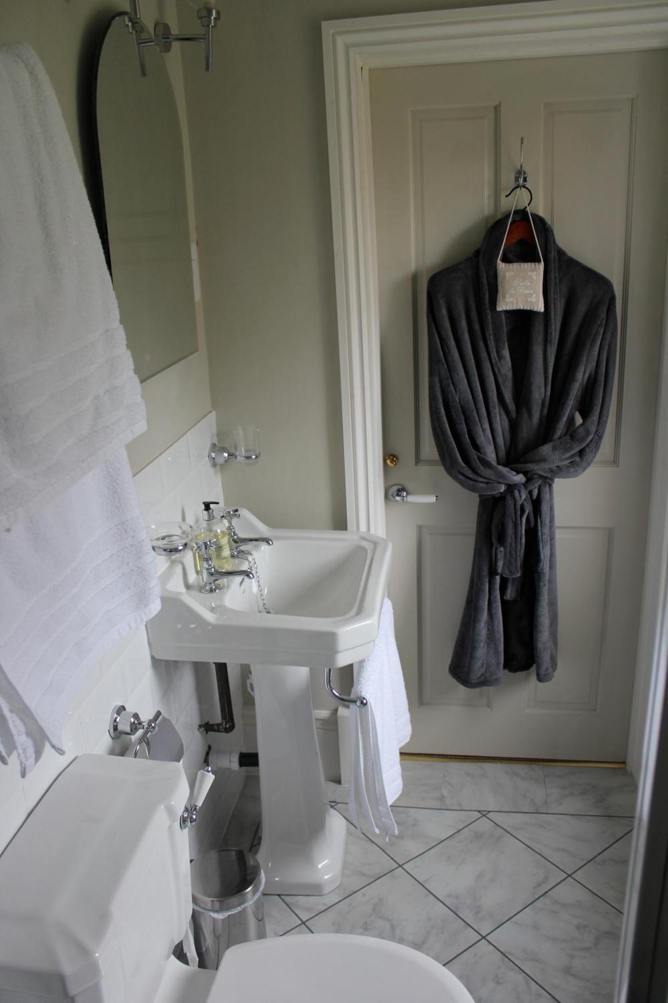 Hazel Manor ξενώνας Χαρογκέιτ Εξωτερικό φωτογραφία